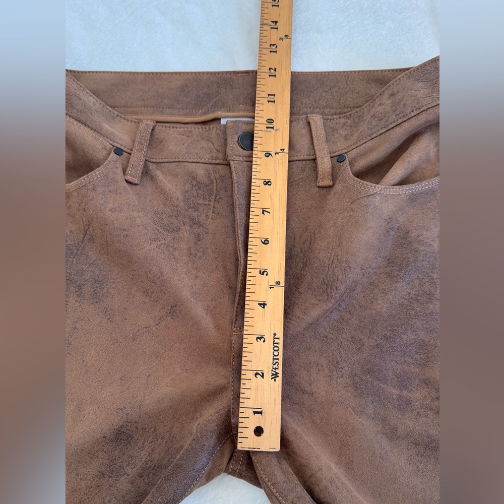 Chico’s Size 6 ( 0.5) Brown/tan faux leather 5 pocket pants. Like new condition - Picture 4 of 12